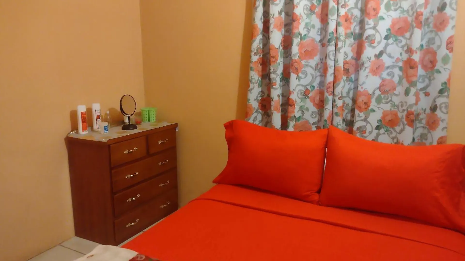 Tessa'S Inn Arima Trinidad und Tobago