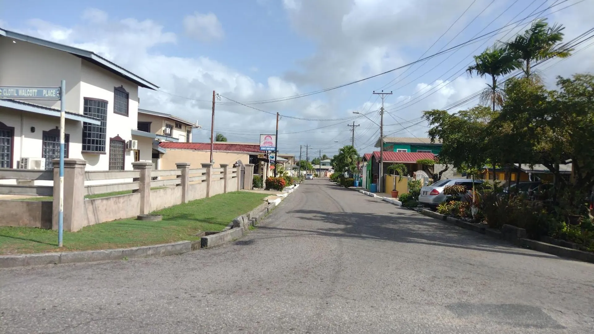 Tessa'S Inn Arima